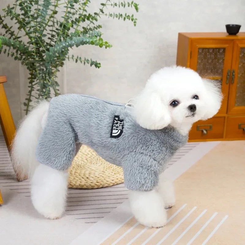 ❄️ Mantenha seu pet quentinho e estiloso! 🐾 Moletons e acessórios macios e luxuosos para cães de todos os tamanhos com conforto, amor e fofura em cada peça! 💕🐶✨